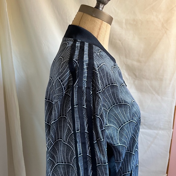 NWOT T Adidas Original Shell crepe jacket size small - Picture 8 of 16